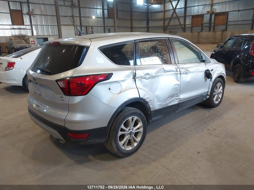 Vin: 1fmcu9gd6kua27368, lot: 3118103, ford escape se 20194