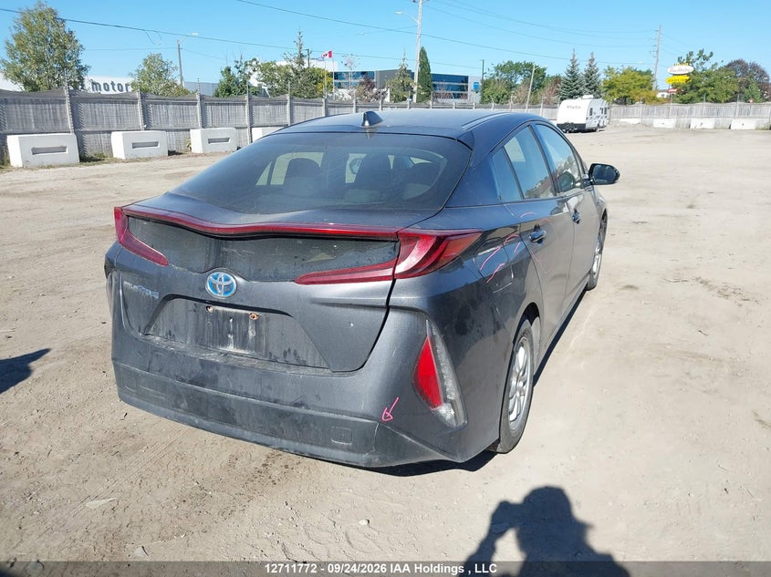 Vin: jtdkarfp7l3127491, lot: 3118123, toyota prius prime 20204