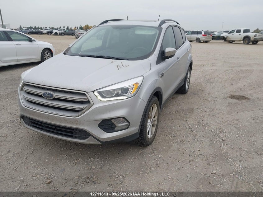 Vin: 1fmcu9hd6jua12883, lot: 3118174, ford escape sel 20182