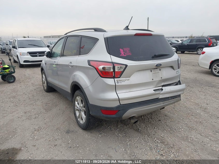 Vin: 1fmcu9hd6jua12883, lot: 3118174, ford escape sel 20183