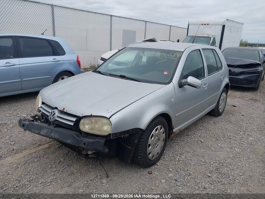 2003 Volkswagen Golf Gls, Front, IAAI, VIN 9BWGK21J434036028 — photo 2