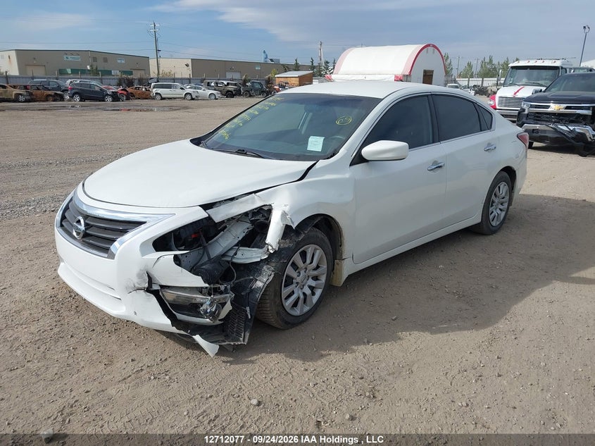 2015 Nissan Altima 2.5/S/Sv/Sl, Удар спереди, IAAI, VIN 1N4AL3AP6FN315833 — фото 2