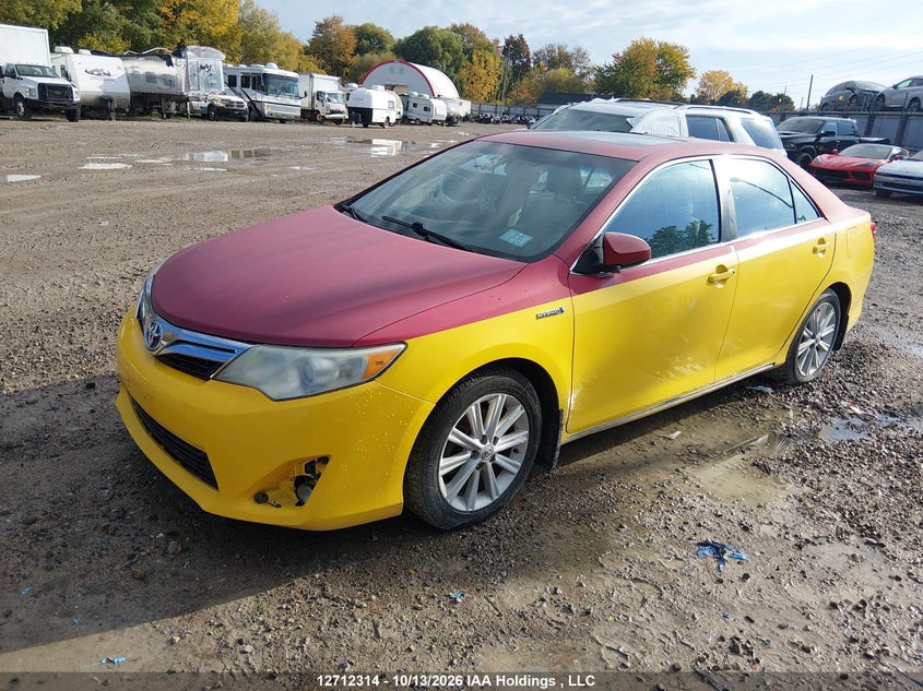2012 Toyota Camry Hybrid/Le/Xle, Water, IAAI, VIN 4T1BD1FKXCU046049 — photo 2