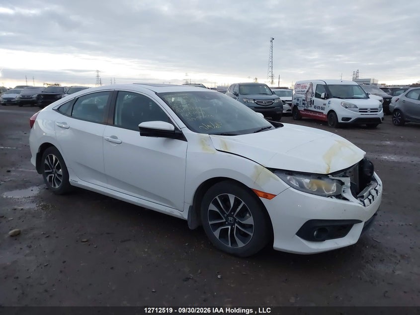 2017 Honda Civic Ex-T, Удар спереди, IAAI, VIN 2HGFC1F48HH103788