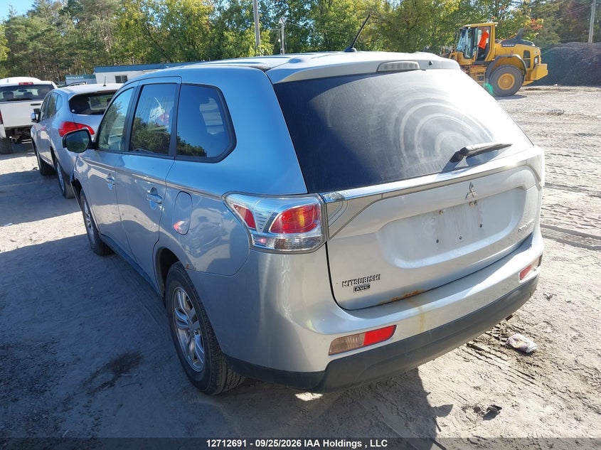 Vin: ja4az2a35ez602601, lot: 3119117, mitsubishi outlander 20143