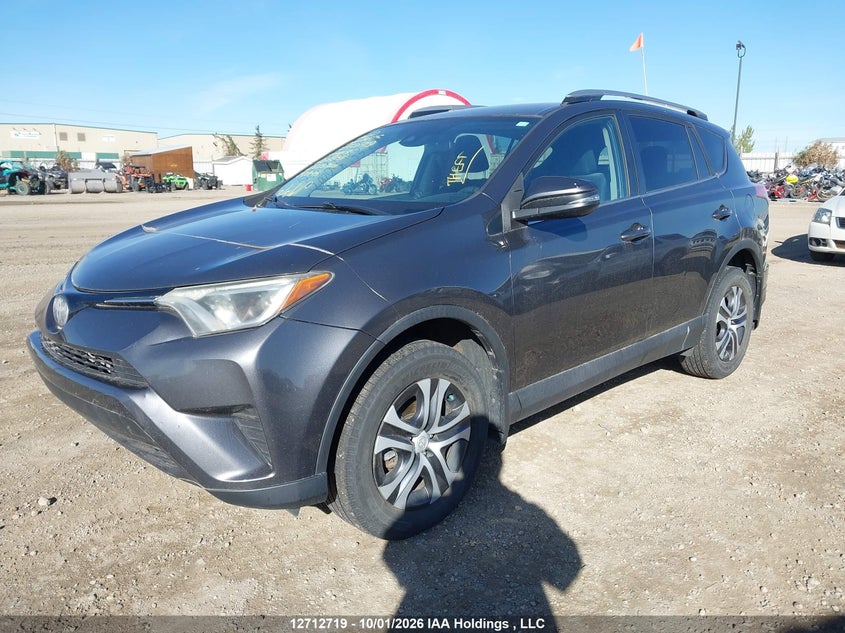 Vin: 2t3bfrev8hw655871, lot: 3119145, toyota rav4 le 20172