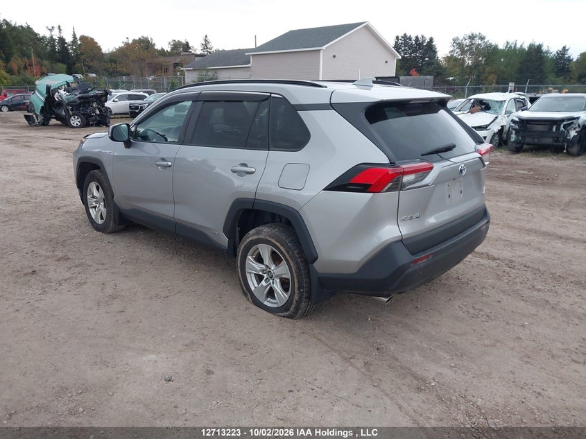 2020 TOYOTA RAV4 HYBRID LE - zdjęcie 3