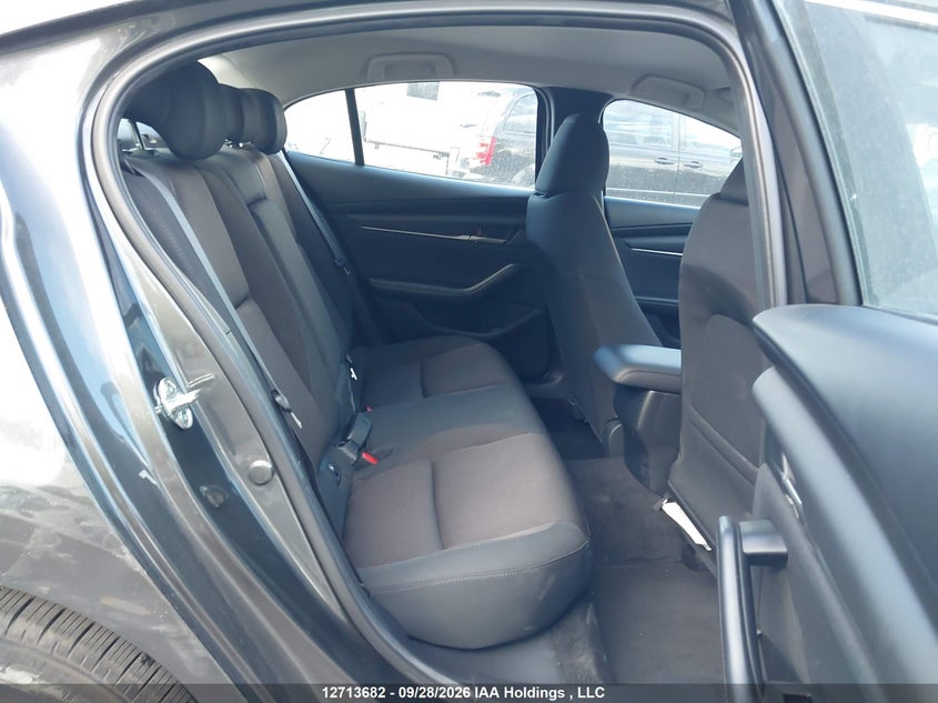 3MZBPACL4TM513685 Mazda 3 Preferred/carbon Edition
