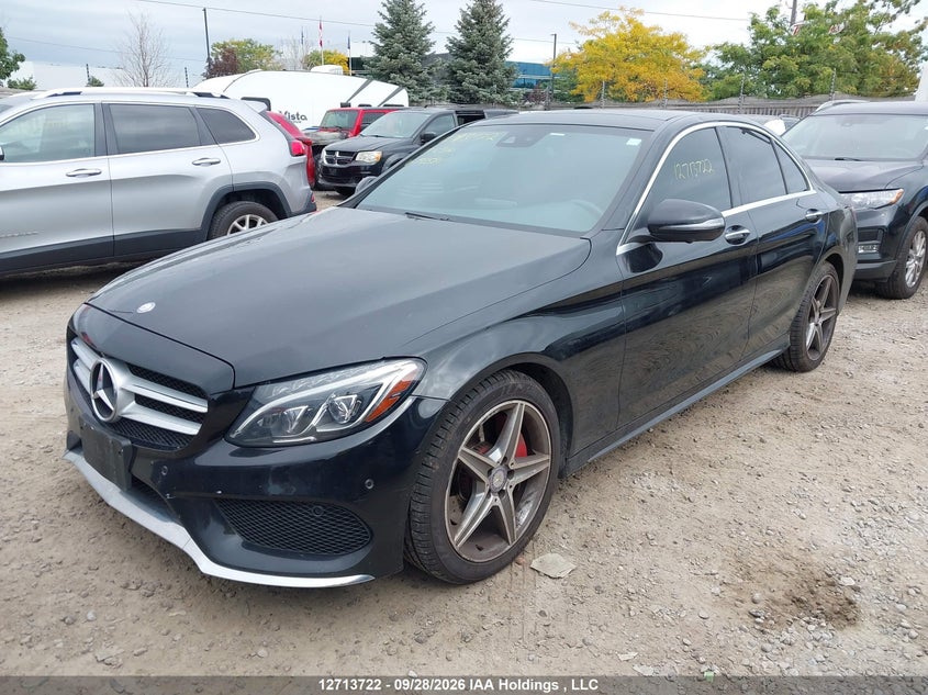 2017 Mercedes-Benz C 300, Град, IAAI, VIN 55SWF4KB2HU192581 — фото 2