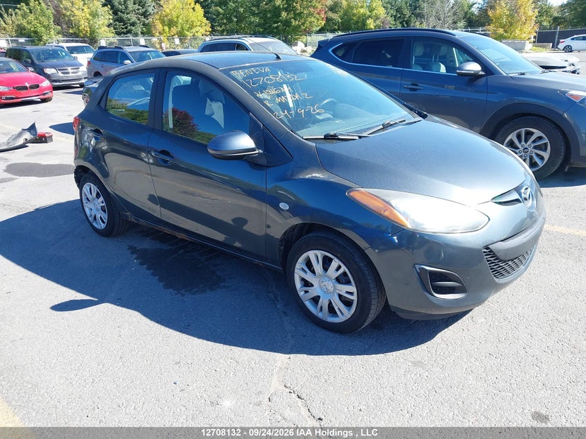Vin: jm1de1ky3c0131634, lot: 3120517, mazda mazda2 gx 2012 img_1