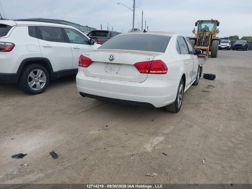 Vin: 1vwbs7a36ec083005, lot: 3120766, volkswagen passat se 20144