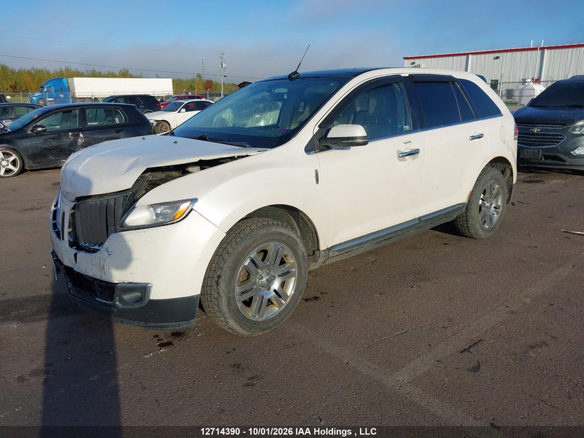 2012 Lincoln Mkx, Front, IAAI, VIN 2LMDJ8JK5CBL05851 — photo 2