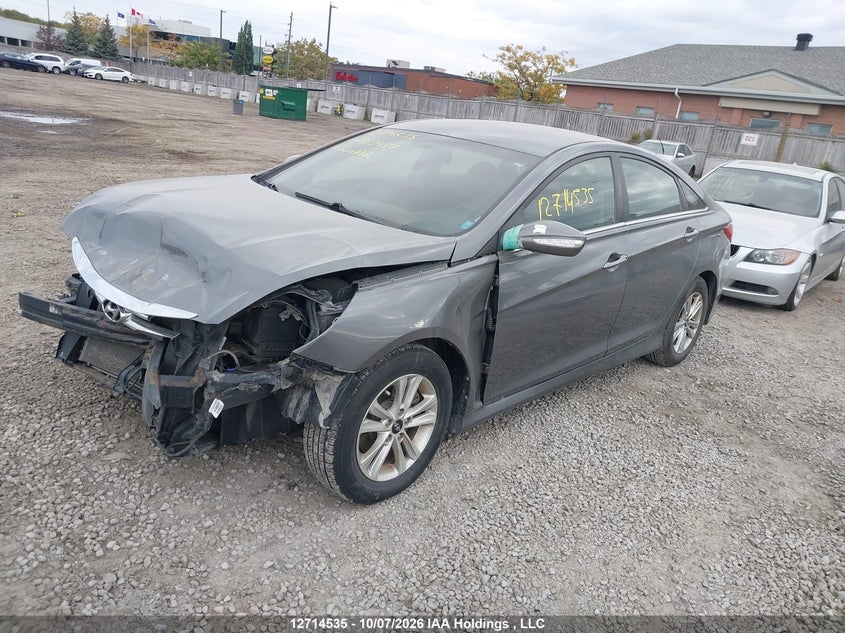 2014 Hyundai Sonata Gls, Front, IAAI, VIN 5NPEB4AC3EH913457 — photo 2