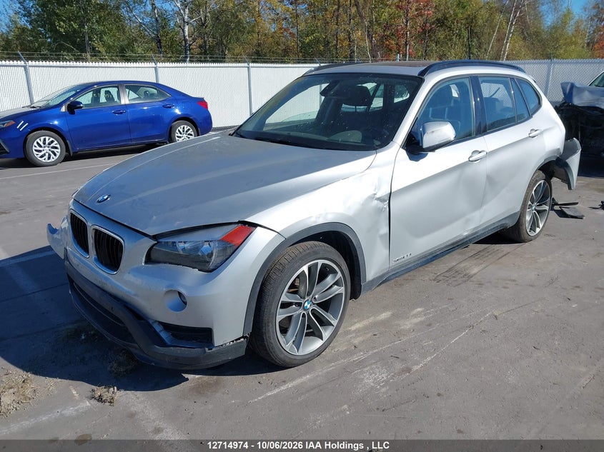 2015 BMW X1 xDrive28I, Удар сзади, IAAI, VIN WBAVL1C54FVY27213 — фото 2