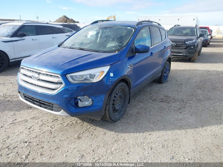 Vin: 1fmcu9gd5huc91335, lot: 3122154, ford escape se 20172