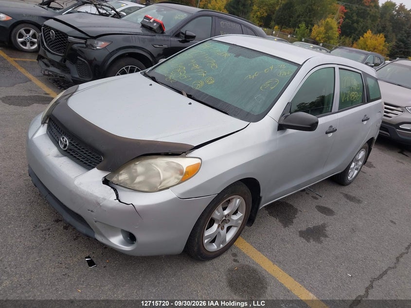 2007 Toyota Matrix Xr, Front, IAAI, VIN 2T1KR32E07C648804 — photo 2