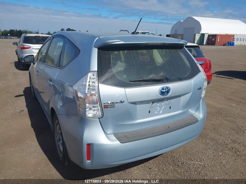  Prius V