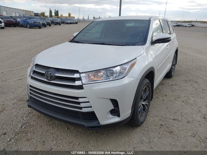 2017 Toyota Highlander Le/Le Plus, Угон, IAAI, VIN 5TDBZRFH1HS437207 — фото 2