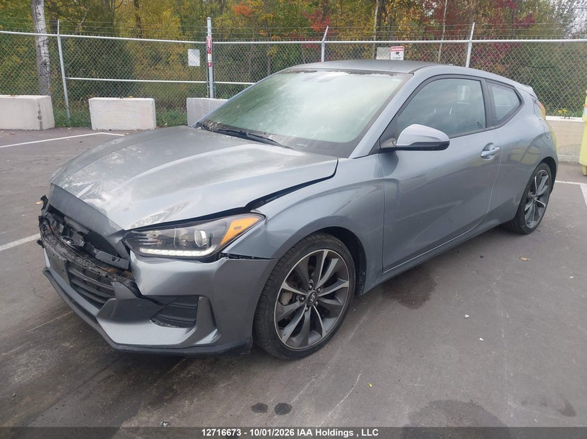 2019 Hyundai Veloster 2.0 Gl, Front, IAAI, VIN KMHTG6AFXKU012629 — photo 2