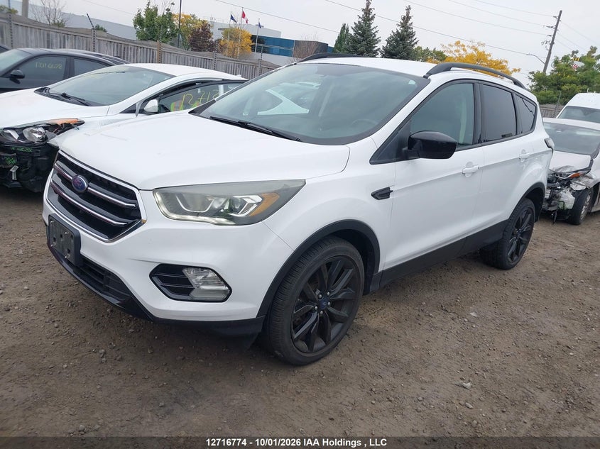 Vin: 1fmcu9g94hue78173, lot: 3123545, ford escape se 20172