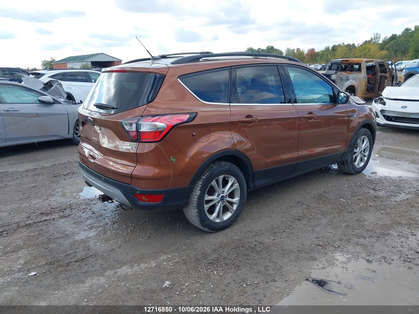 Vin: 1fmcu0gd0hua01787, lot: 3123621, ford escape se 20174