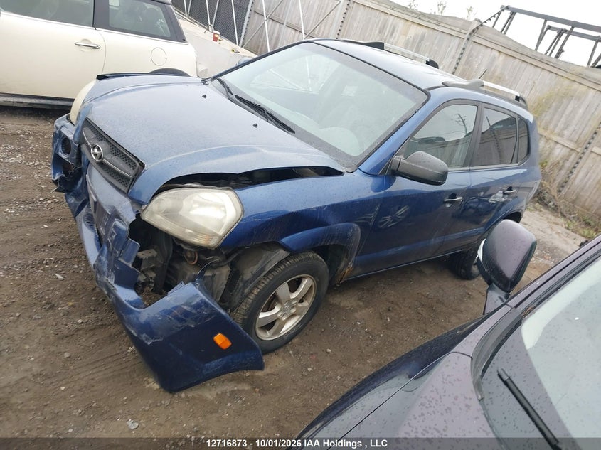 2007 Hyundai Tucson Gls, Front, IAAI, VIN KM8JM12BX7U572818 — photo 2