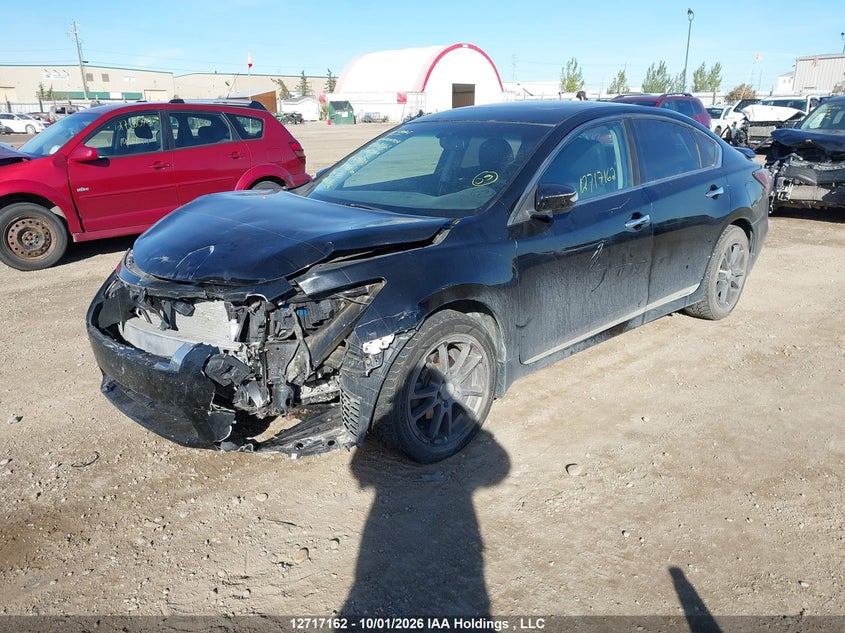 2015 Nissan Altima 2.5/S/Sv/Sl, Front, IAAI, VIN 1N4AL3AP9FN389070 — photo 2