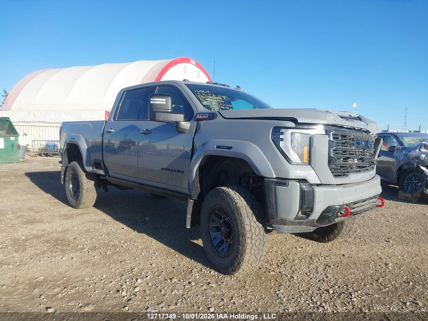 2025 GMC Sierra 3500Hd , Standard Bed, At4, 4Wd, Удар спереди, IAAI, VIN 1GT4UVEY8SF191099