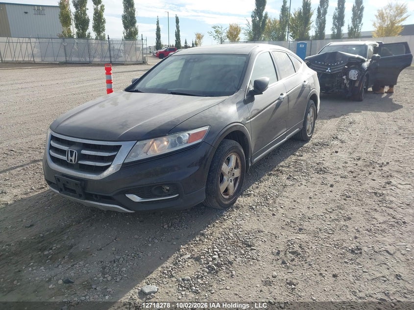 2013 Honda Crosstour Ex-L, Front, IAAI, VIN 5J6TF2H59DL800477 — photo 2