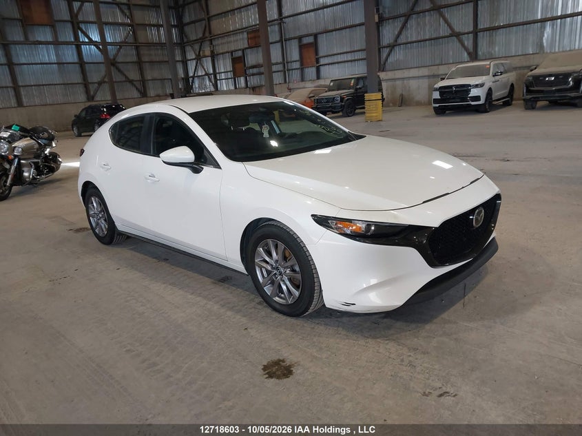 Vin: jm1bpall7m1303177, lot: 3125526, mazda 3 preferred 2021 img_1