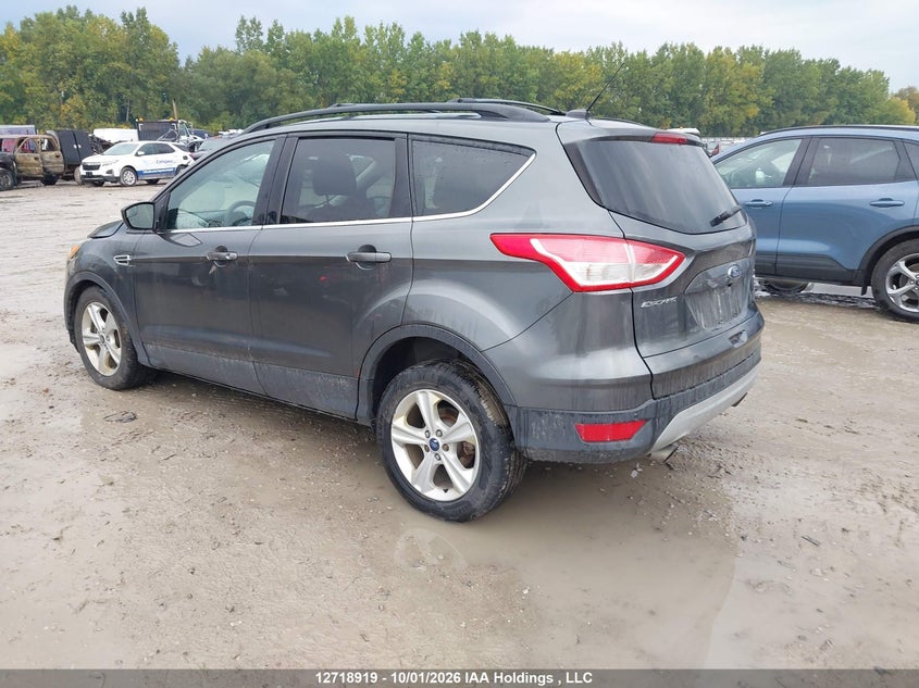Vin: 1fmcu9gx1guc14745, lot: 3125865, ford escape se 20163