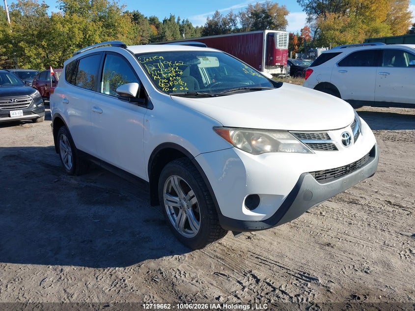 Vin: 2t3zfrev2ew114082, lot: 3126677, toyota rav4 le 2014 img_1