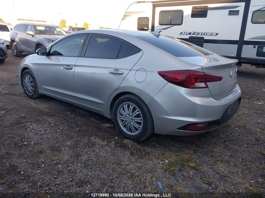 Vin: kmhd84lf4ku750056, lot: 3127012, hyundai elantra 20193