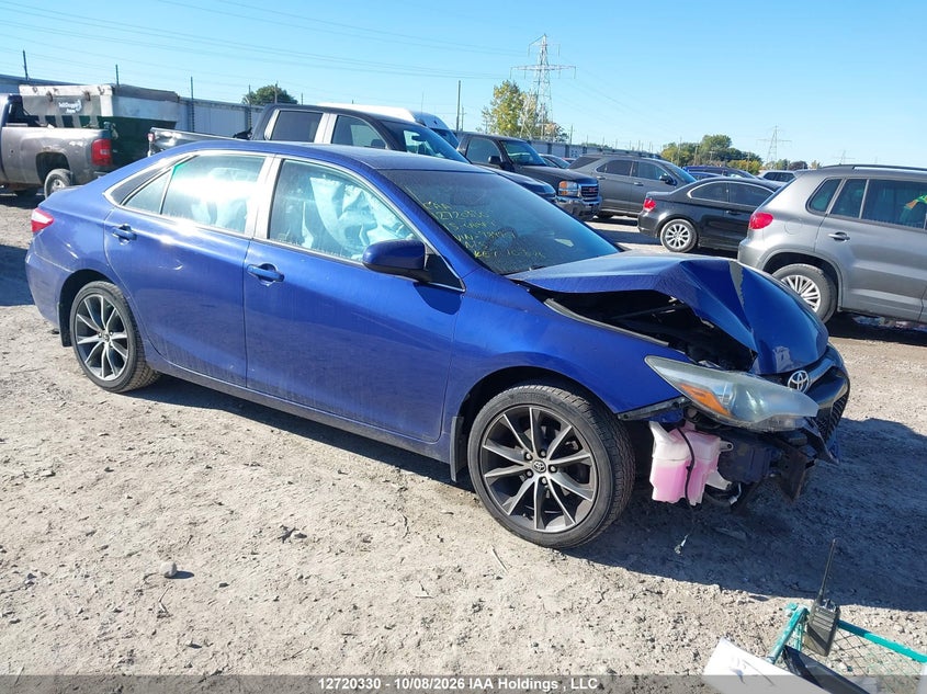 2015 Toyota Camry Le/Xle/Se/Xse, Удар спереди, IAAI, VIN 4T1BF1FKXFU984907