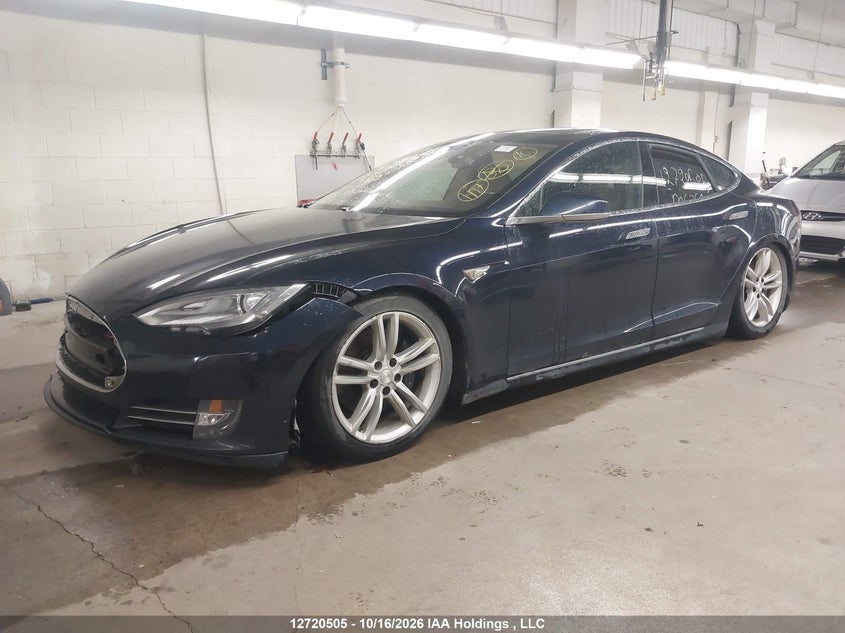 2013 Tesla Model S, Удар спереду, IAAI, VIN 5YJSA1CG3DFP06360 — фото 2