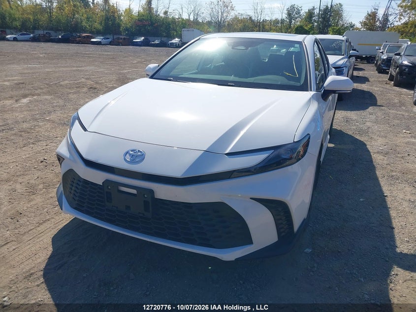 2026 Toyota Camry, Rear, IAAI, VIN 4T1DBADK6TU556190 — photo 2