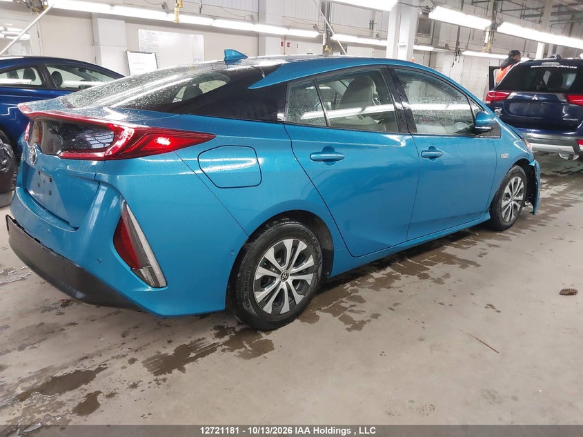 Vin: jtdkarfp5l3124220, lot: 3128311, toyota prius prime upgrade 20204