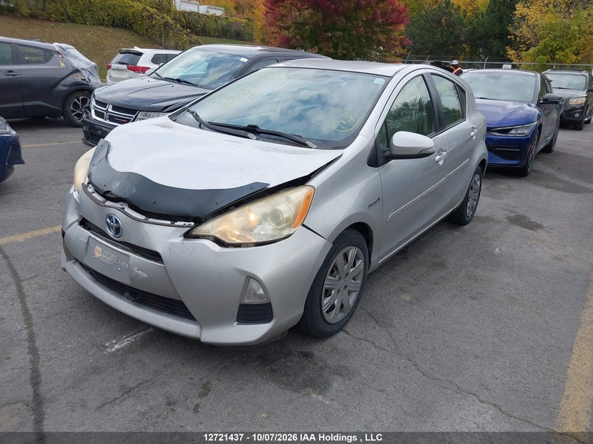 Vin: jtdkdtb38d1535695, lot: 3128570, toyota prius c 20132