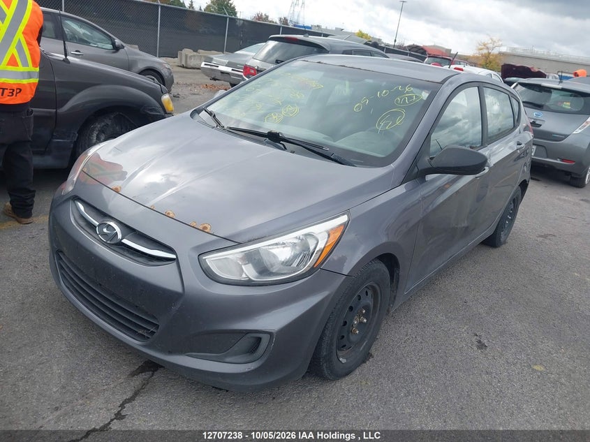 Vin: kmhct5ae1gu254911, lot: 3130047, hyundai accent le 20162