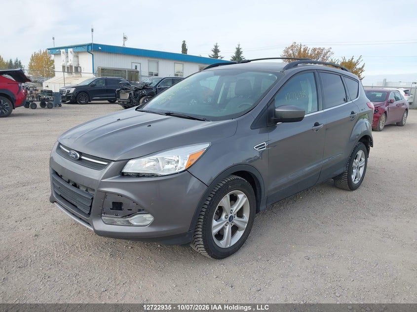 Vin: 1fmcu9gx7dud28132, lot: 3130189, ford escape se 20132