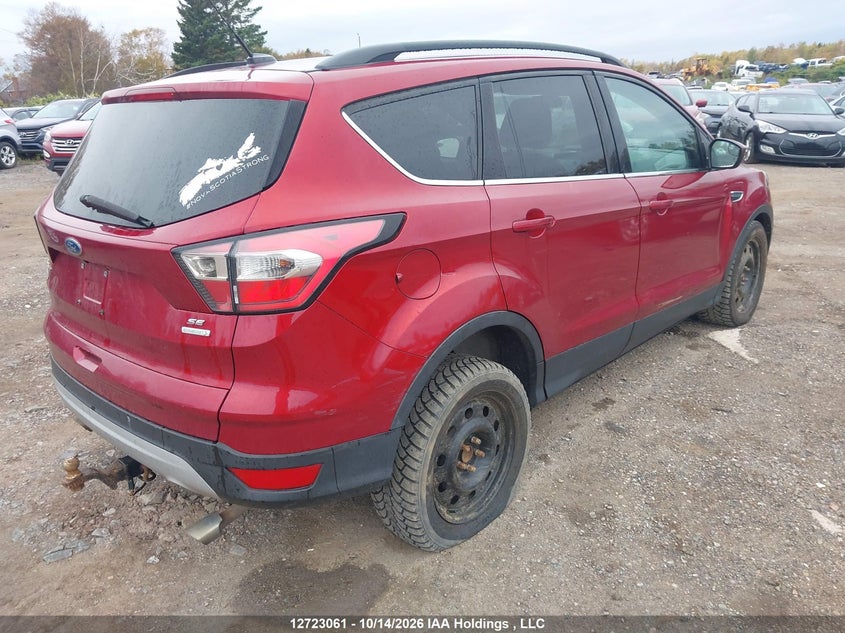 Vin: 1fmcu0gd8huc15586, lot: 3130316, ford escape se 20174