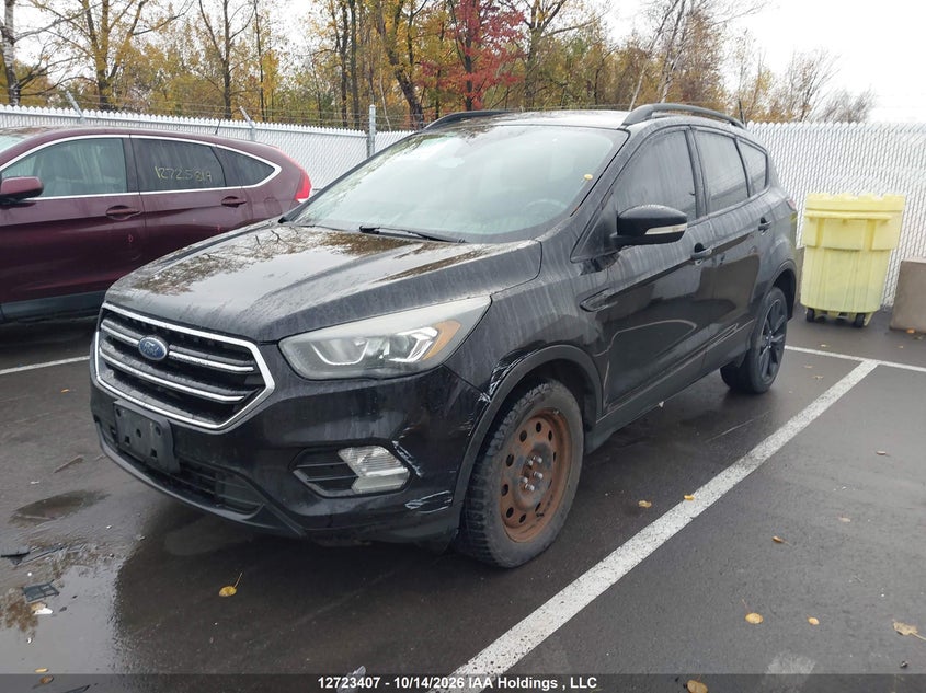 Vin: 1fmcu9j94hua69986, lot: 3130699, ford escape titanium 20172
