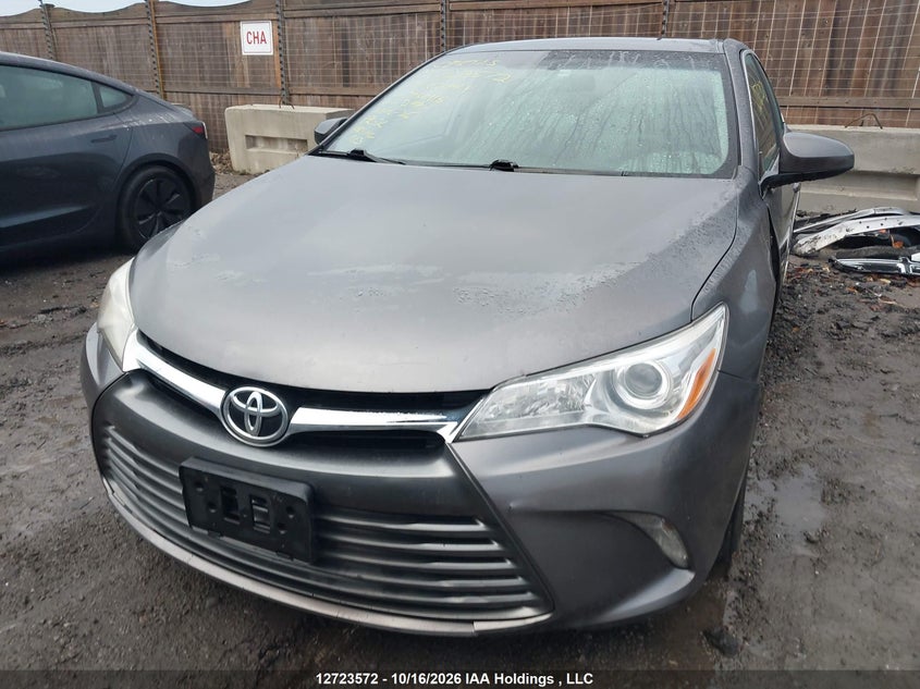 2017 Toyota Camry Le/Xle/Se/Xse, Удар спереди, IAAI, VIN 4T1BF1FK9HU750115 — фото 2