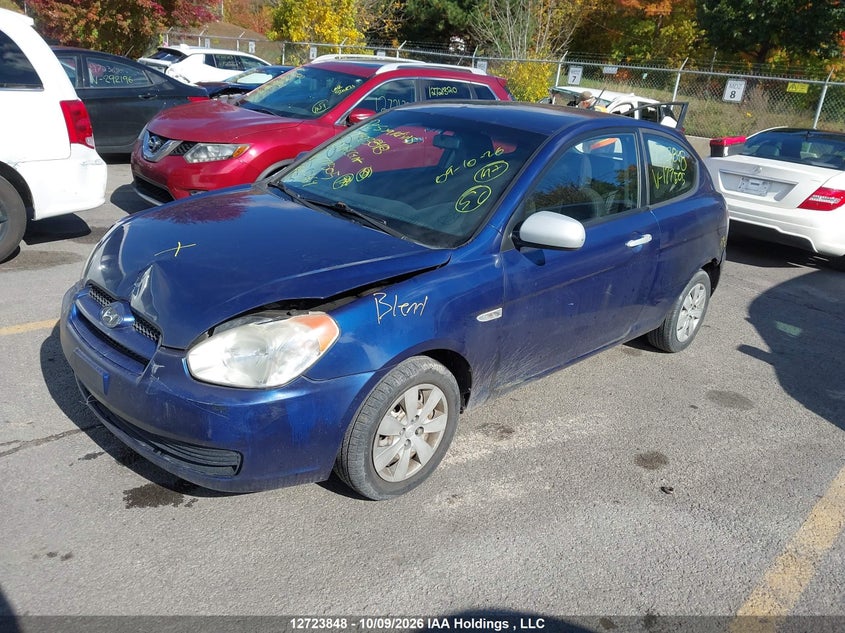 2010 Hyundai Accent Se, Front, IAAI, VIN KMHCN3BC6AU177505 — photo 2