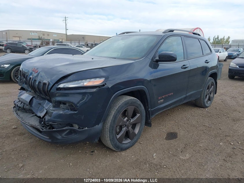 2016 Jeep Cherokee Latitude, Front, IAAI, VIN 1C4PJMCB5GW266217 — photo 2