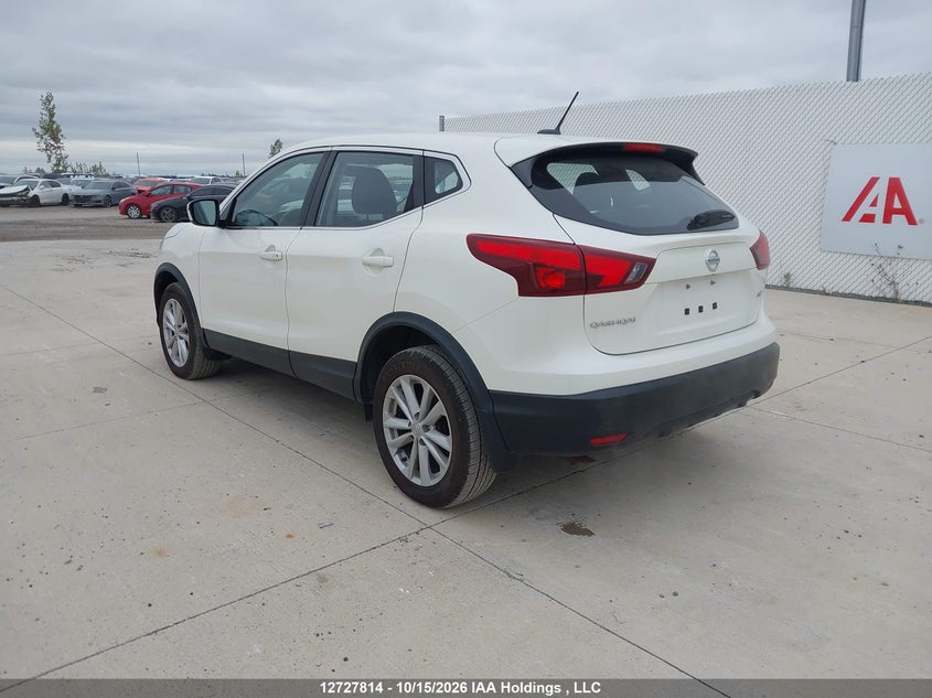 Vin: jn1bj1cpxjw194218, lot: 3135428, nissan rogue sport s/sv/sl 20183