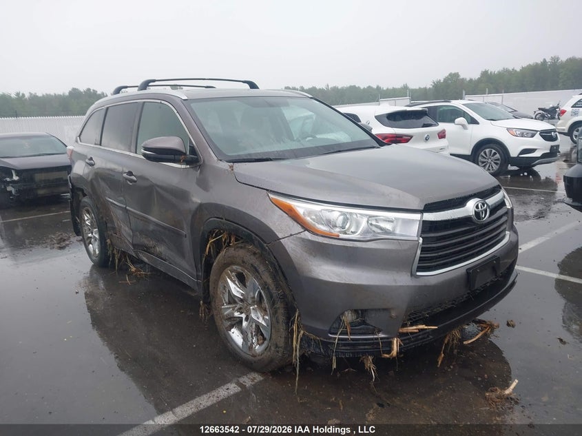 2015 Toyota Highlander Limited, Right Side, IAAI, VIN 5TDDKRFHXFS217574