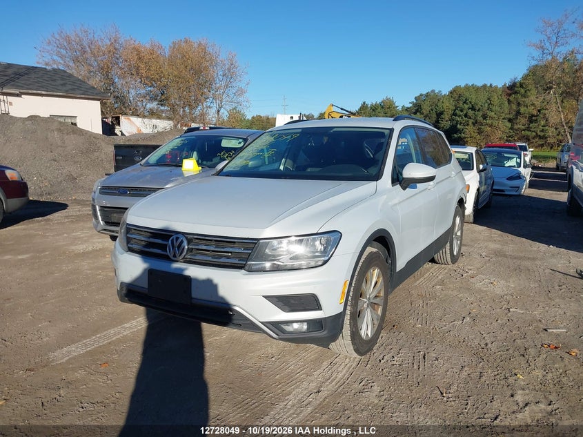 2018 Volkswagen Tiguan Trendline, Rear, IAAI, VIN 3VV1B7AX3JM158836 — photo 2