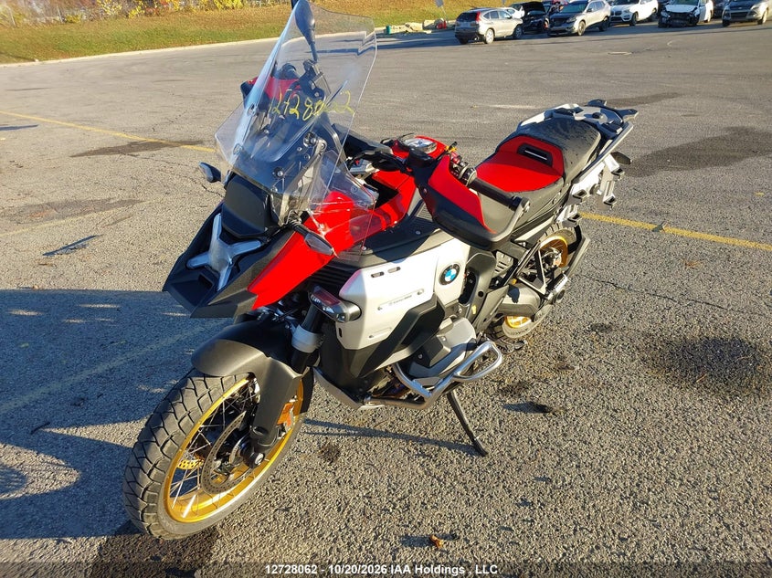 2026 BMW R 1300 Gs Adventure, Front, IAAI, VIN WB10M3303T6M93348 — photo 2