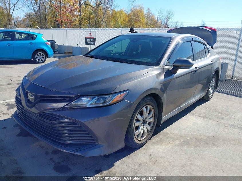 Vin: 4t1b11hk7ku224228, lot: 3136436, toyota camry l/le/xle/se/xse 20192